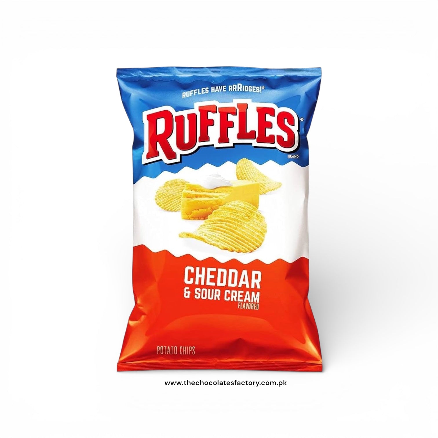 Ruffles Cheddar & Sour Cream Potato Chips Ridged Chips with Bold Flavor, 184g