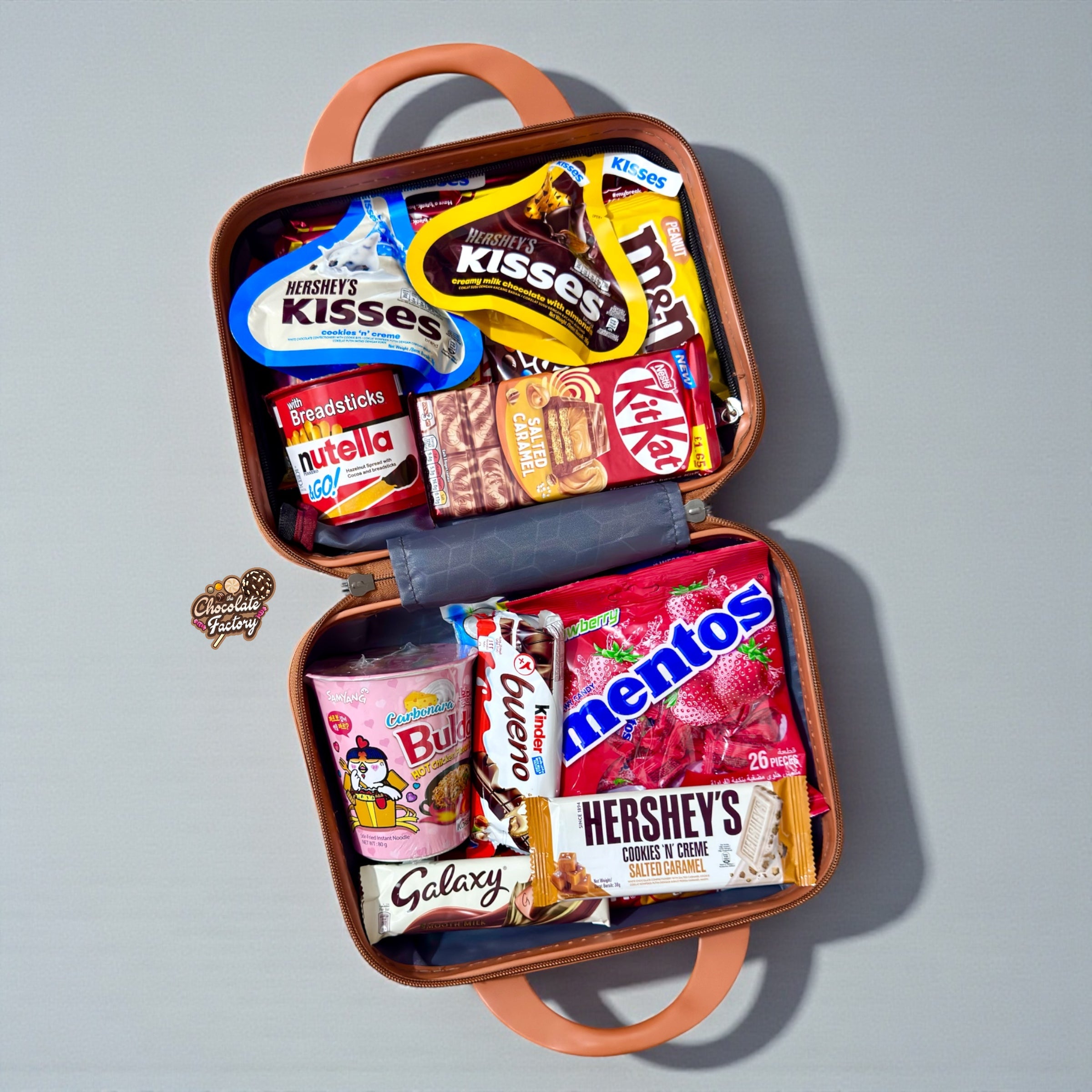Upgrade your gifting game with this premium snack briefcase 💼🍫
