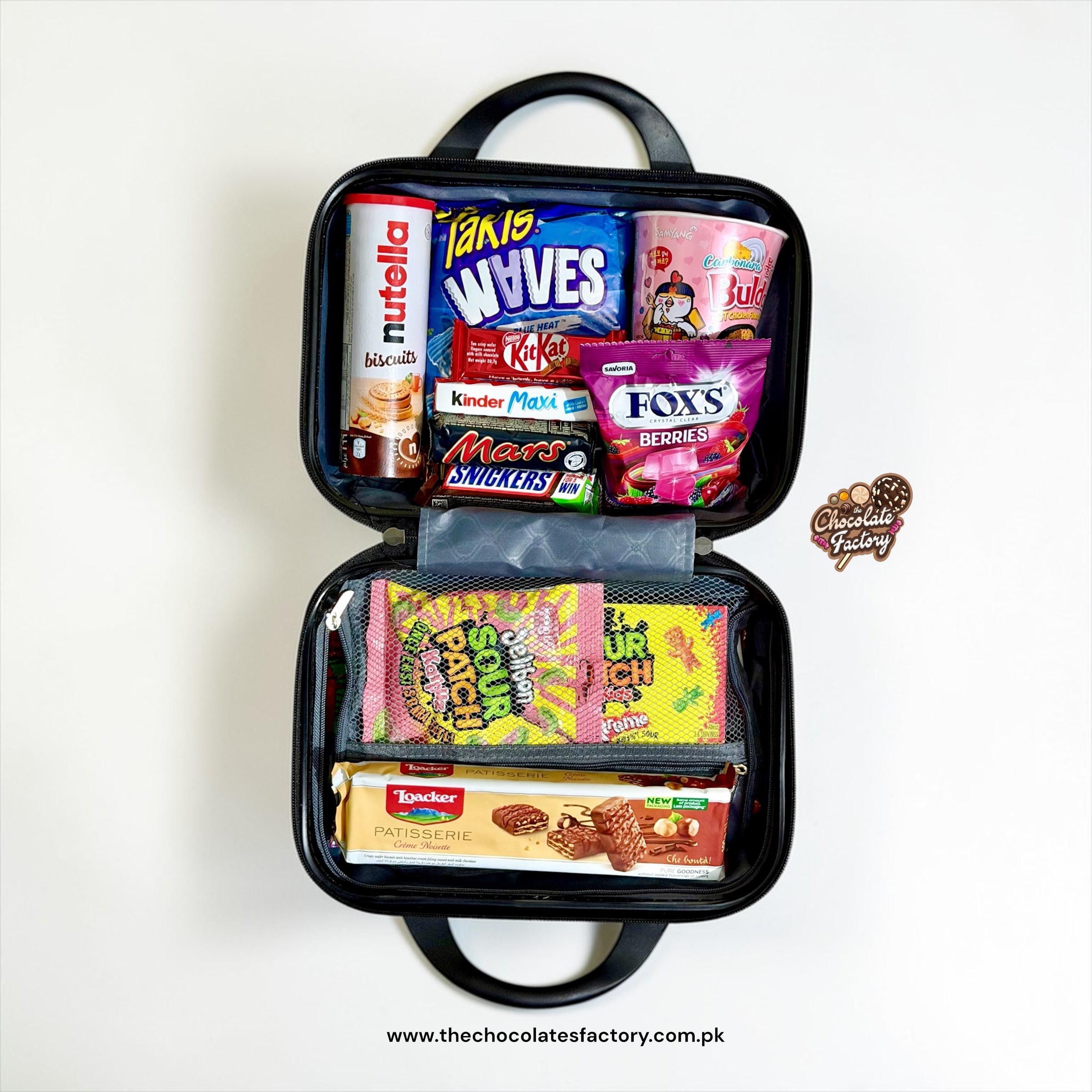 Upgrade your gifting game with this premium snack briefcase 💼🍫