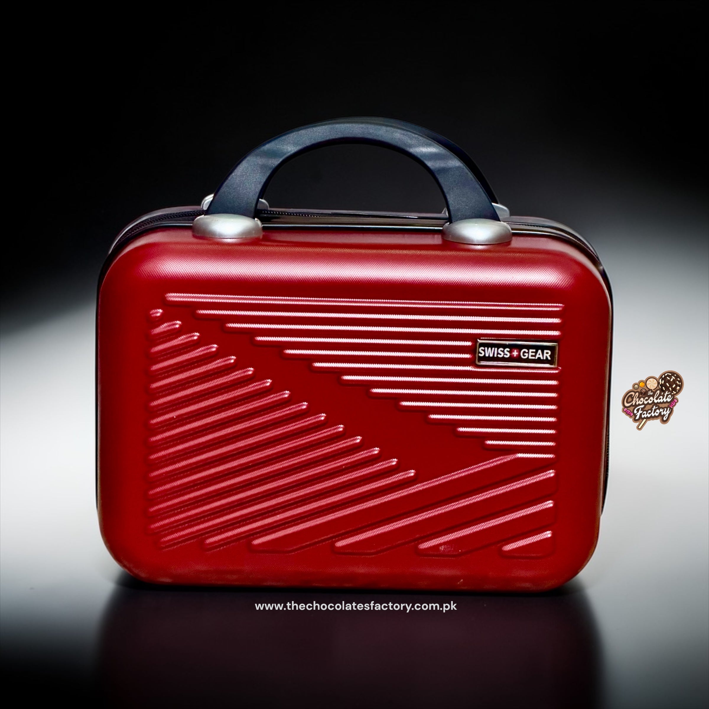 Upgrade your gifting game with this premium snack briefcase 💼🍫