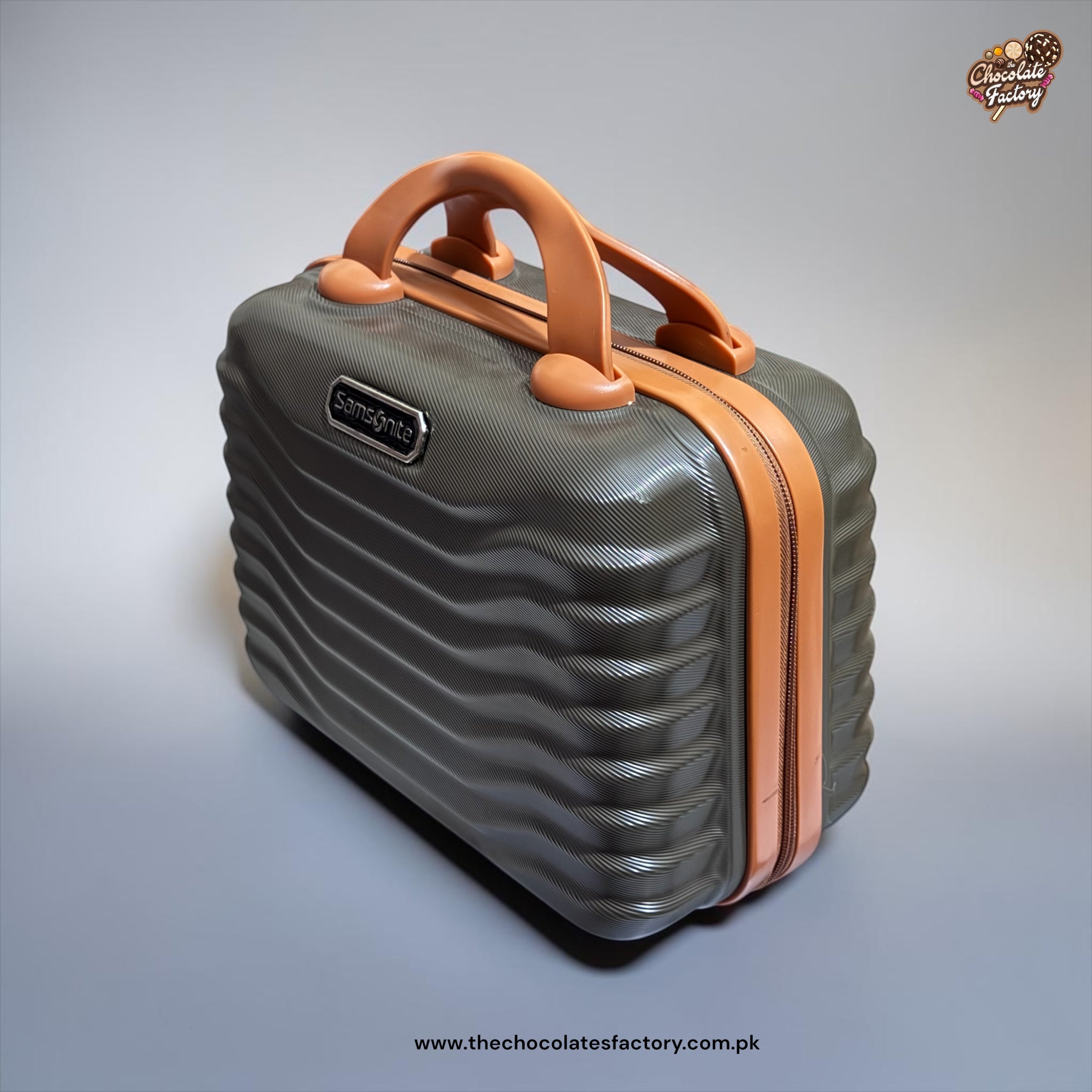 Where luxury meets sweet cravings 💼🍬🍫