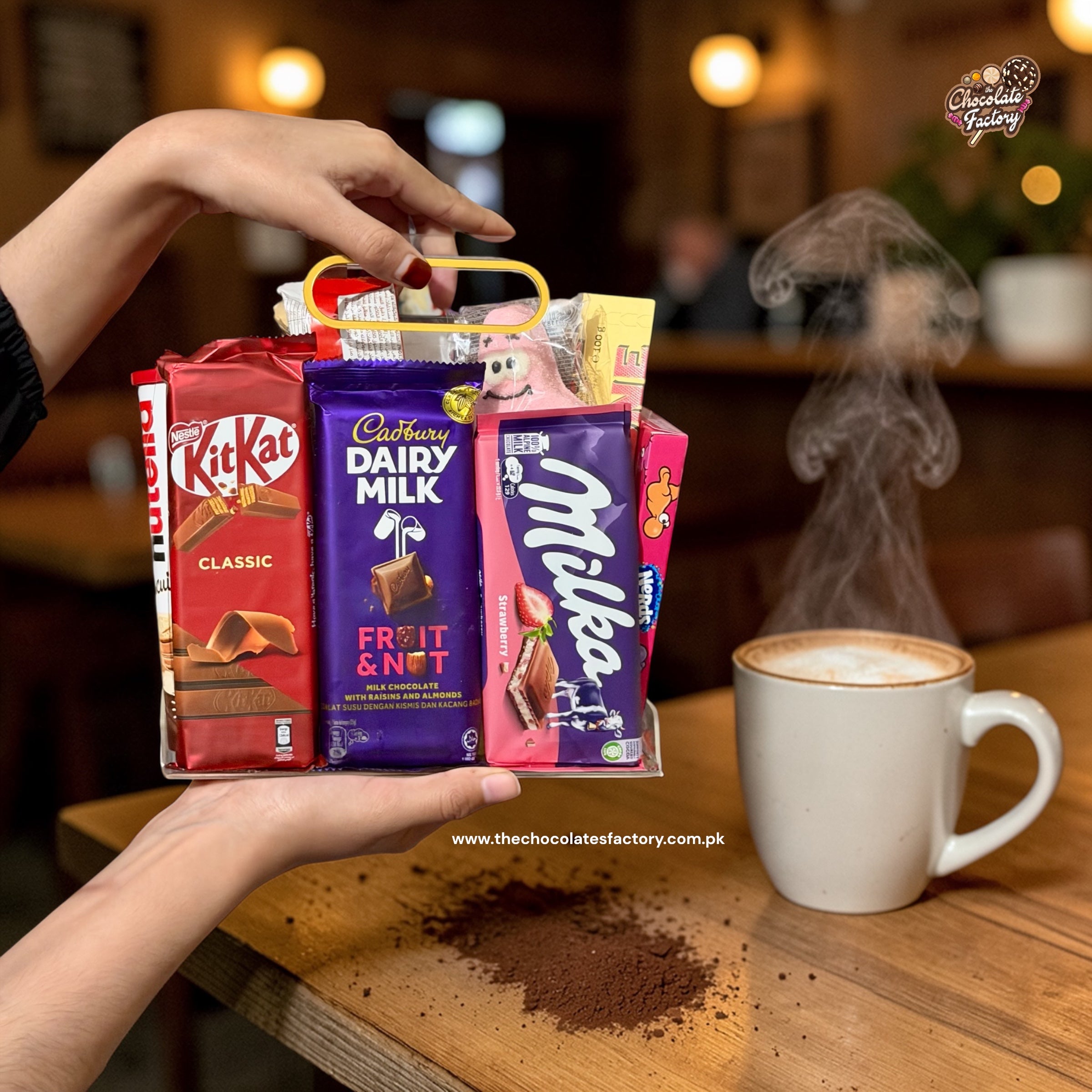 A little luxury, a lot of chocolate 😍
Grab your favorite acrylic chocolate box now!